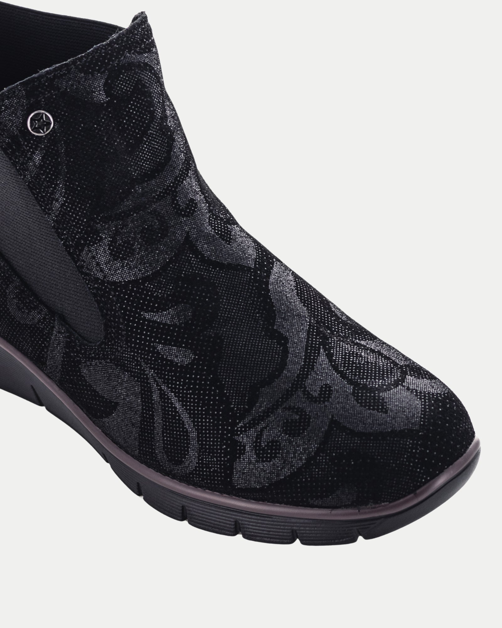 Corma Black Print