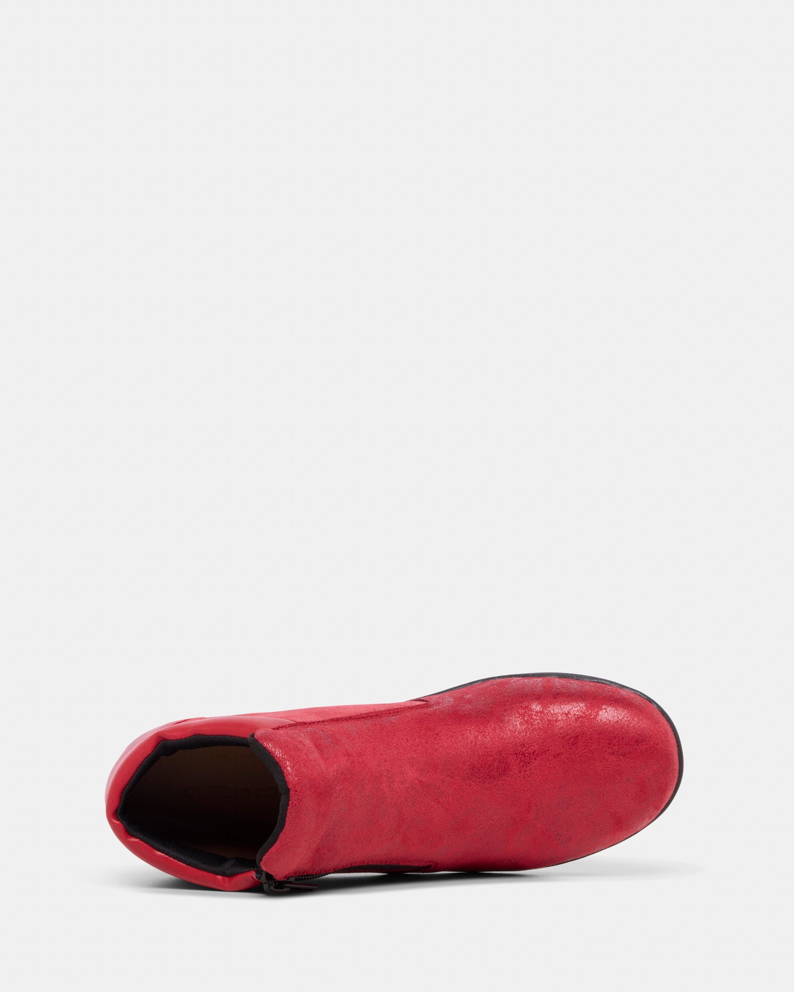 Valour Red
