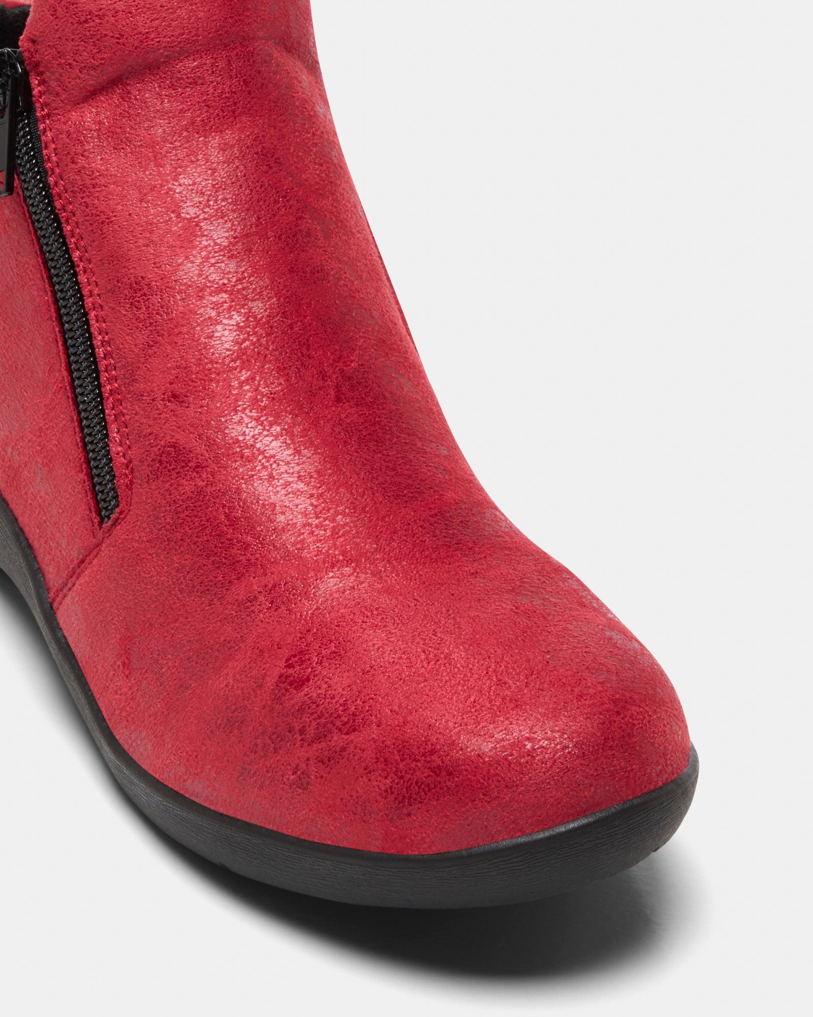Valour Red