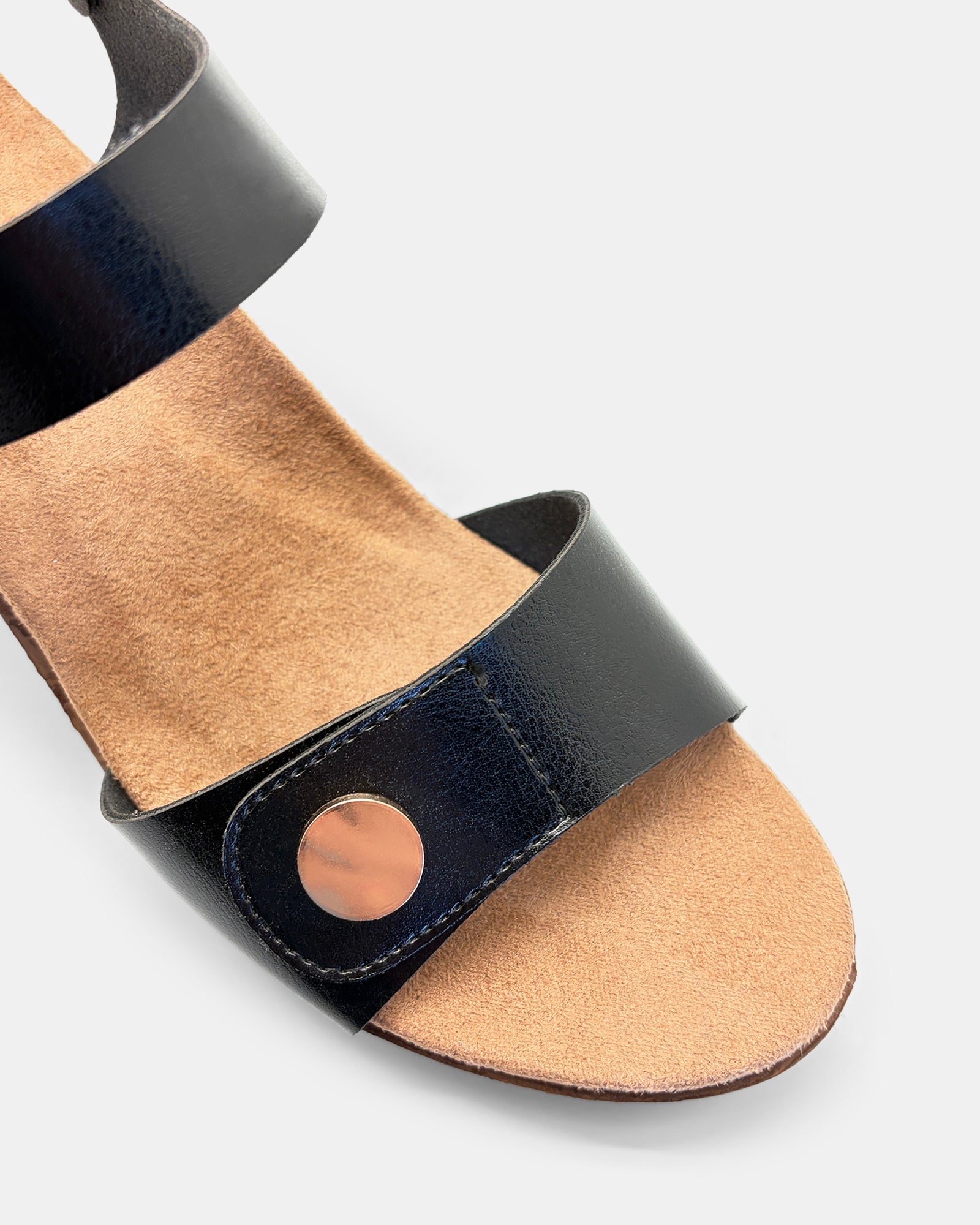 Moyas Pure Black